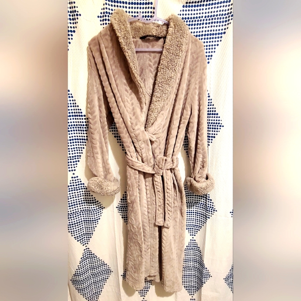 Womens bathrobe
